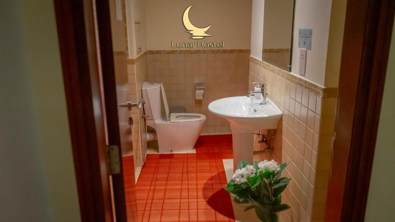 Lunar Hostel - Jbr Dubai Exteriör bild