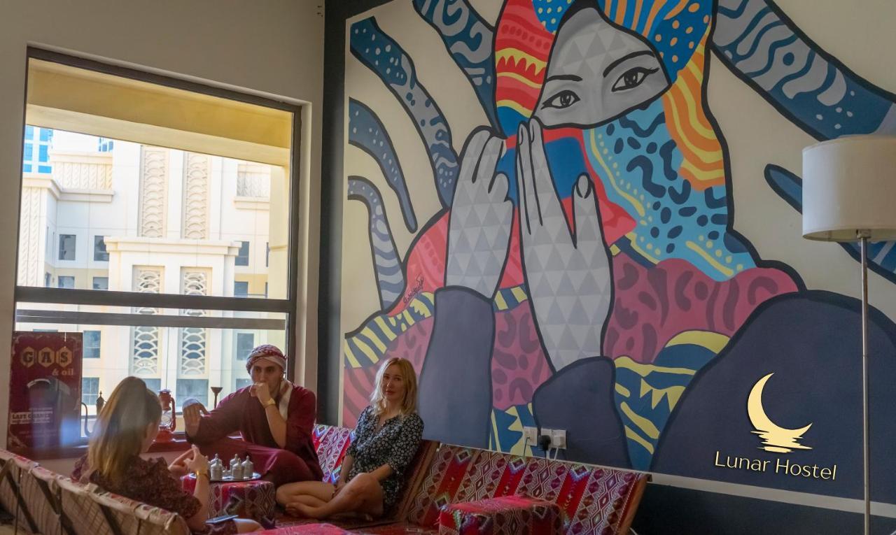 Lunar Hostel - Jbr Dubai Exteriör bild