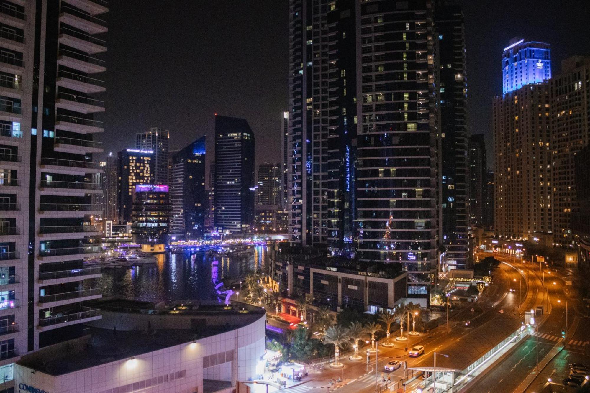 Lunar Hostel - Jbr Dubai Exteriör bild