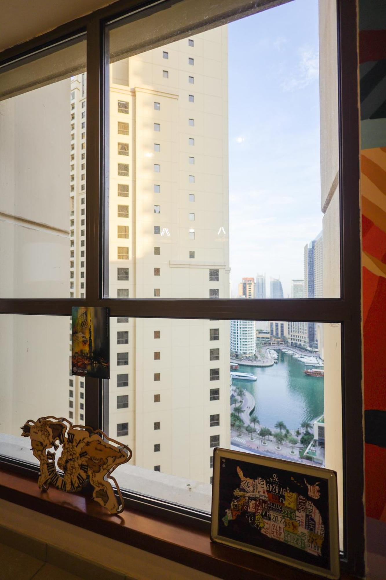 Lunar Hostel - Jbr Dubai Exteriör bild