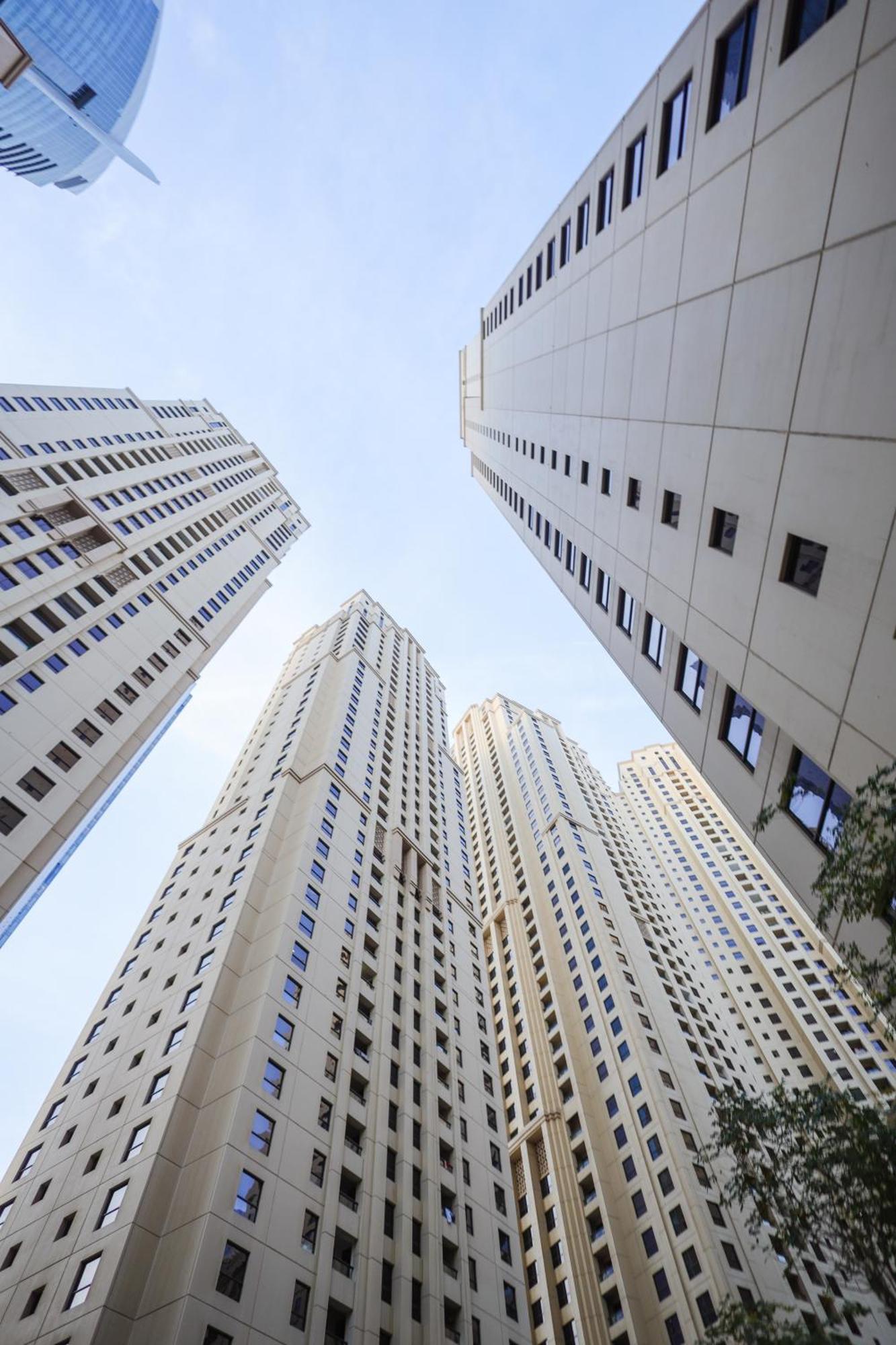 Lunar Hostel - Jbr Dubai Exteriör bild