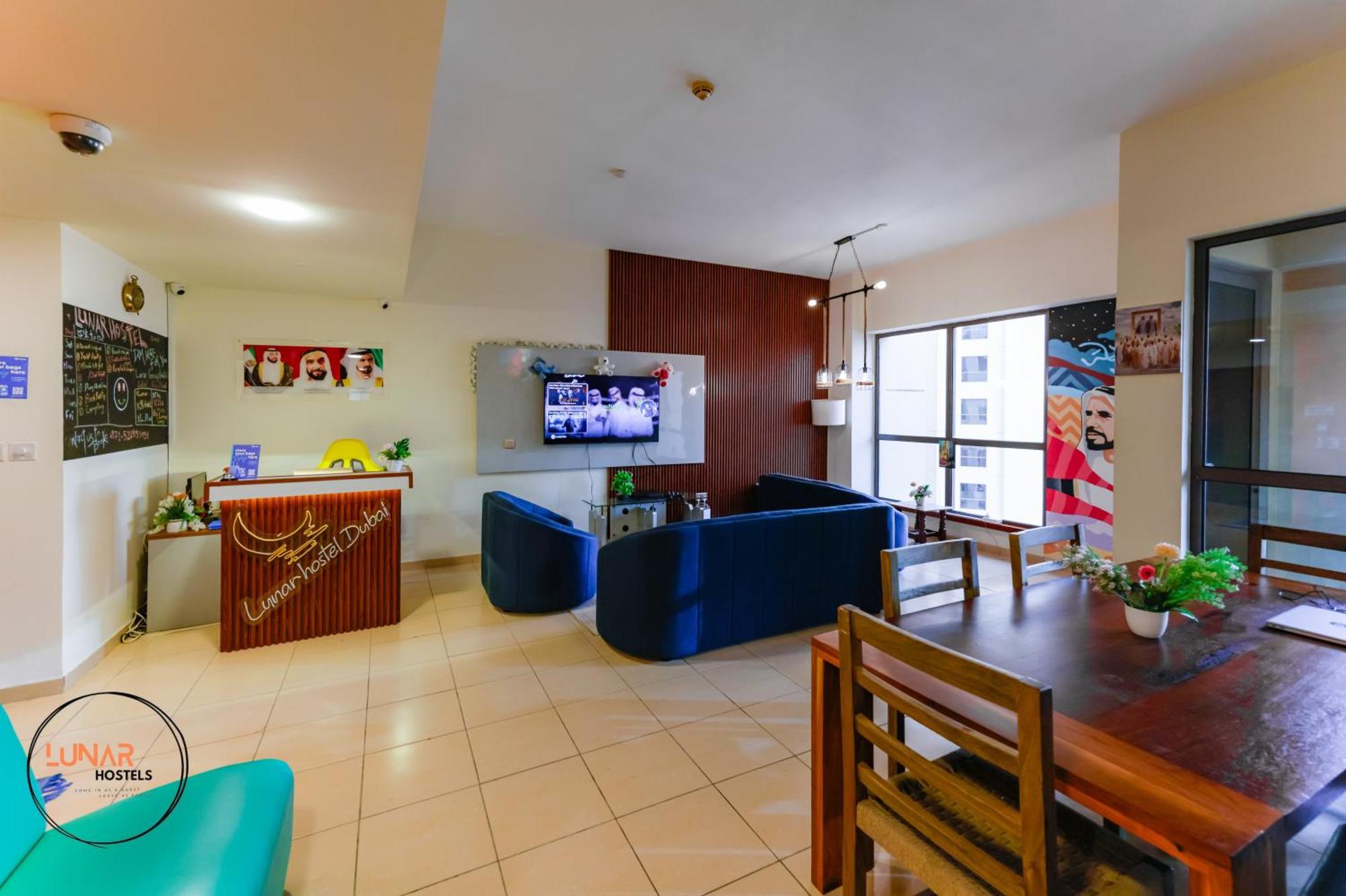 Lunar Hostel - Jbr Dubai Exteriör bild