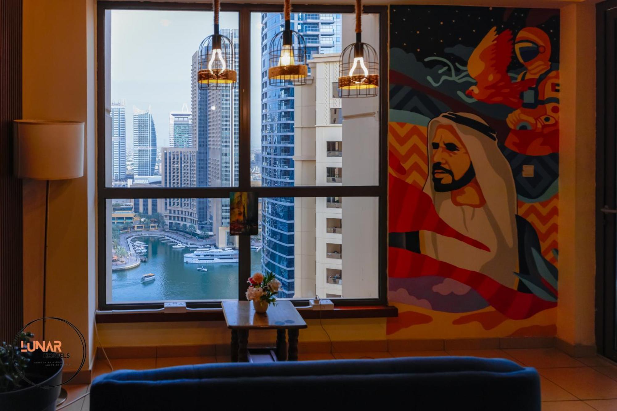 Lunar Hostel - Jbr Dubai Exteriör bild
