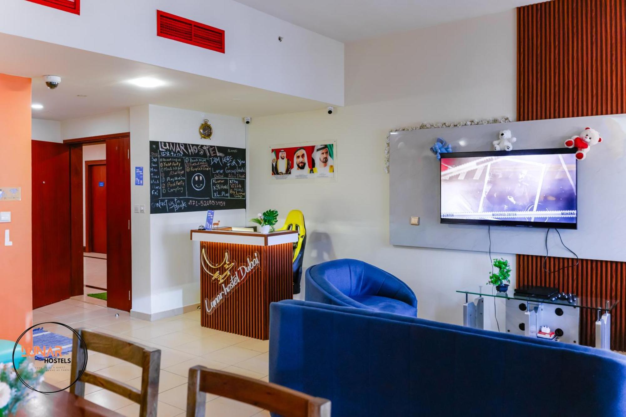 Lunar Hostel - Jbr Dubai Exteriör bild