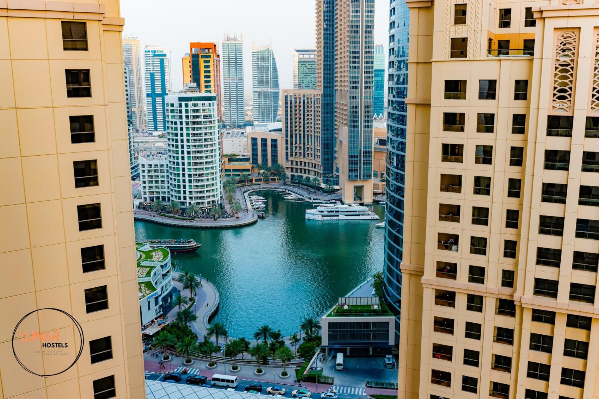 Lunar Hostel - Jbr Dubai Exteriör bild